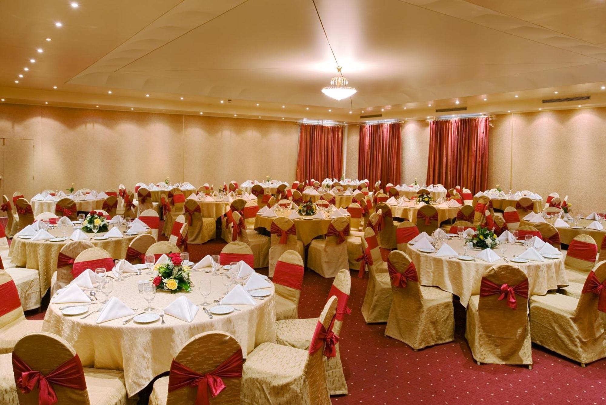 Treffen House Doha - Souq Waqif And Next To Msheireb Metro Station Hotel Buitenkant foto